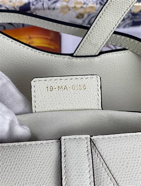 19 ma 0135 dior|Dior bag codes 2022.